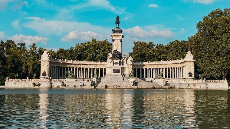 Estanque del Parque del Retiro en Madrid