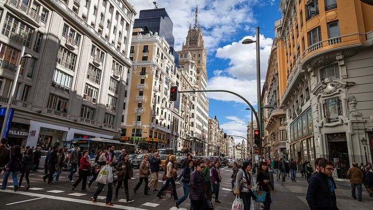 Gran Vía de compras, de las mejores 20 cosas que hacer en Madrid al menos una vez en la vida
