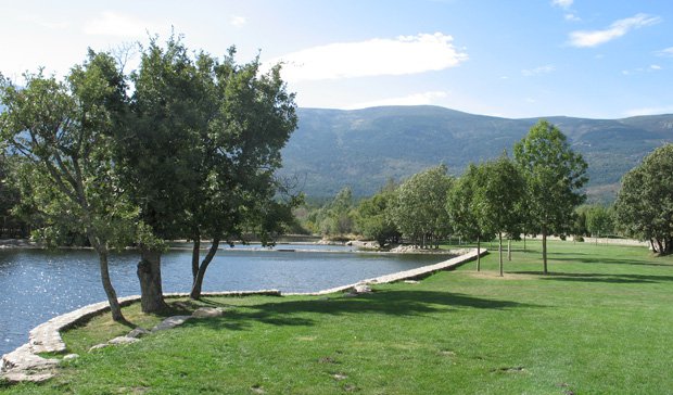Las Presillas, piscinas naturales en Rascafría, a 40 min de Madrid.