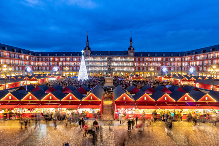 mercadillo de la plaza mayor planes con niños en madrid en navidad